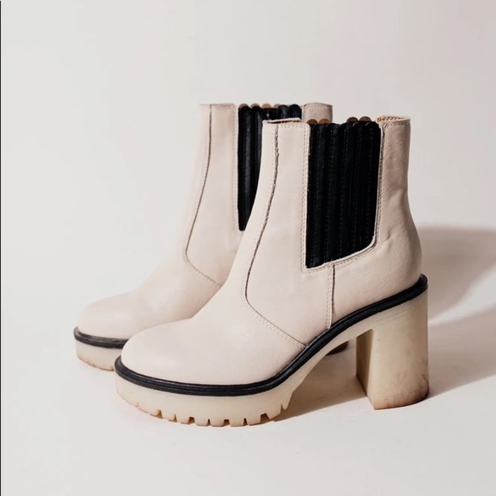 Beige/Black platform boots